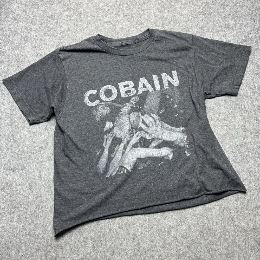 Kurt Cobain Nirvana Shirt Mens Medium Cropped Graphic Band Tee Grunge Rock Music